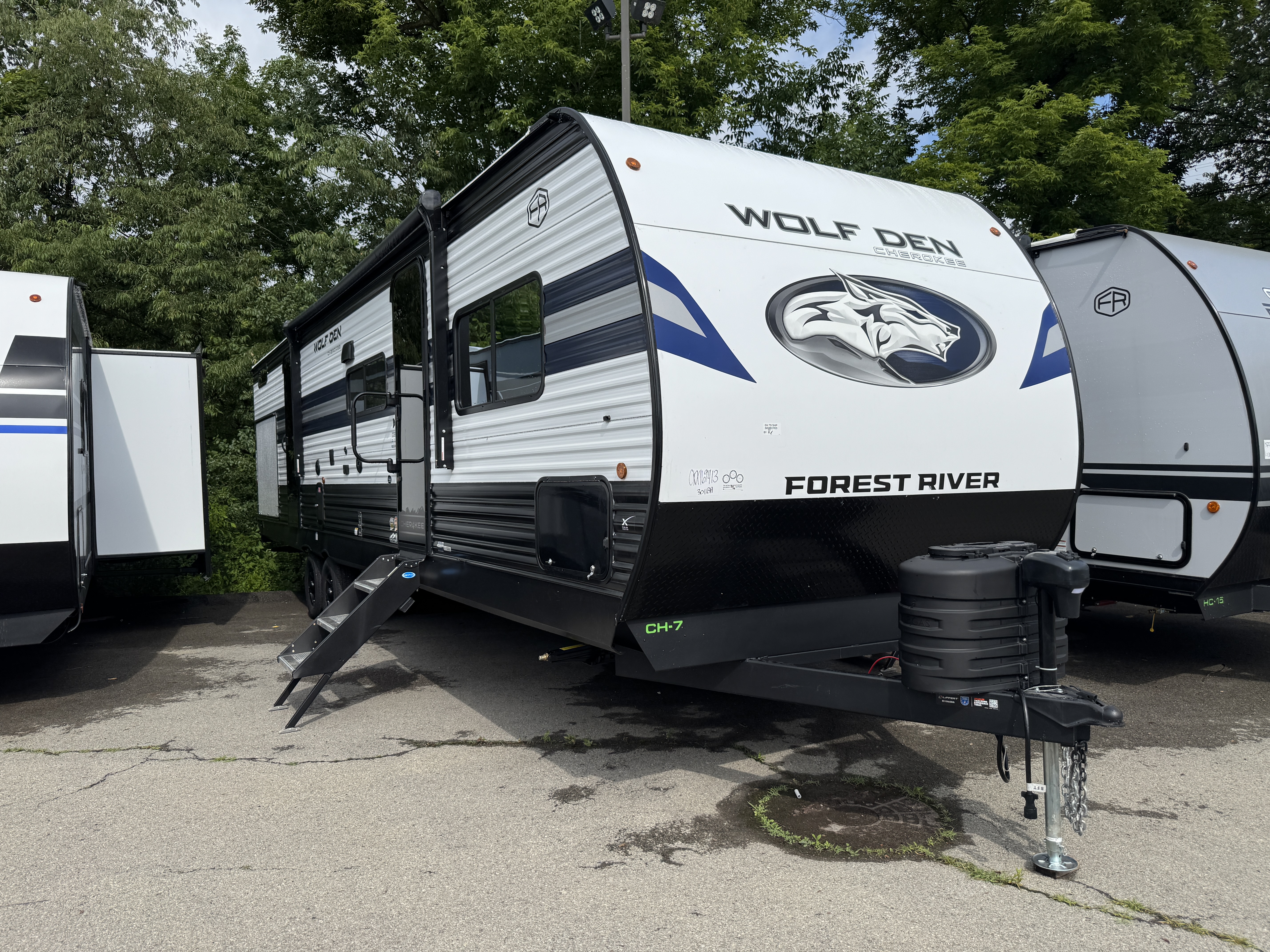 2027 Forest River Cherokee Wolf Den