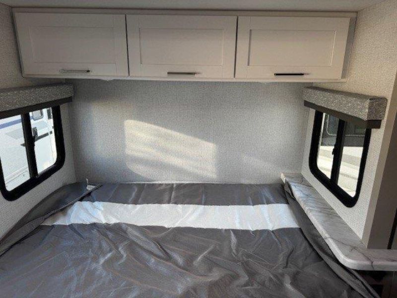 2026 Thor Motor Coach Four Winds Espec 22Z - Image 25
