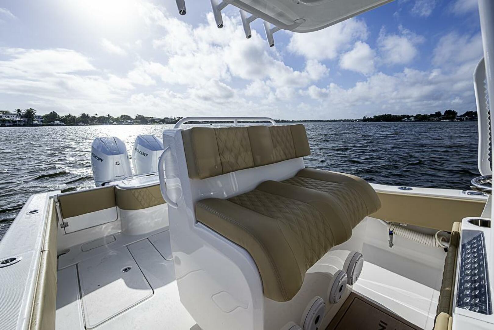 2023 Invincible 33 Open Fisherman Base - Image 14