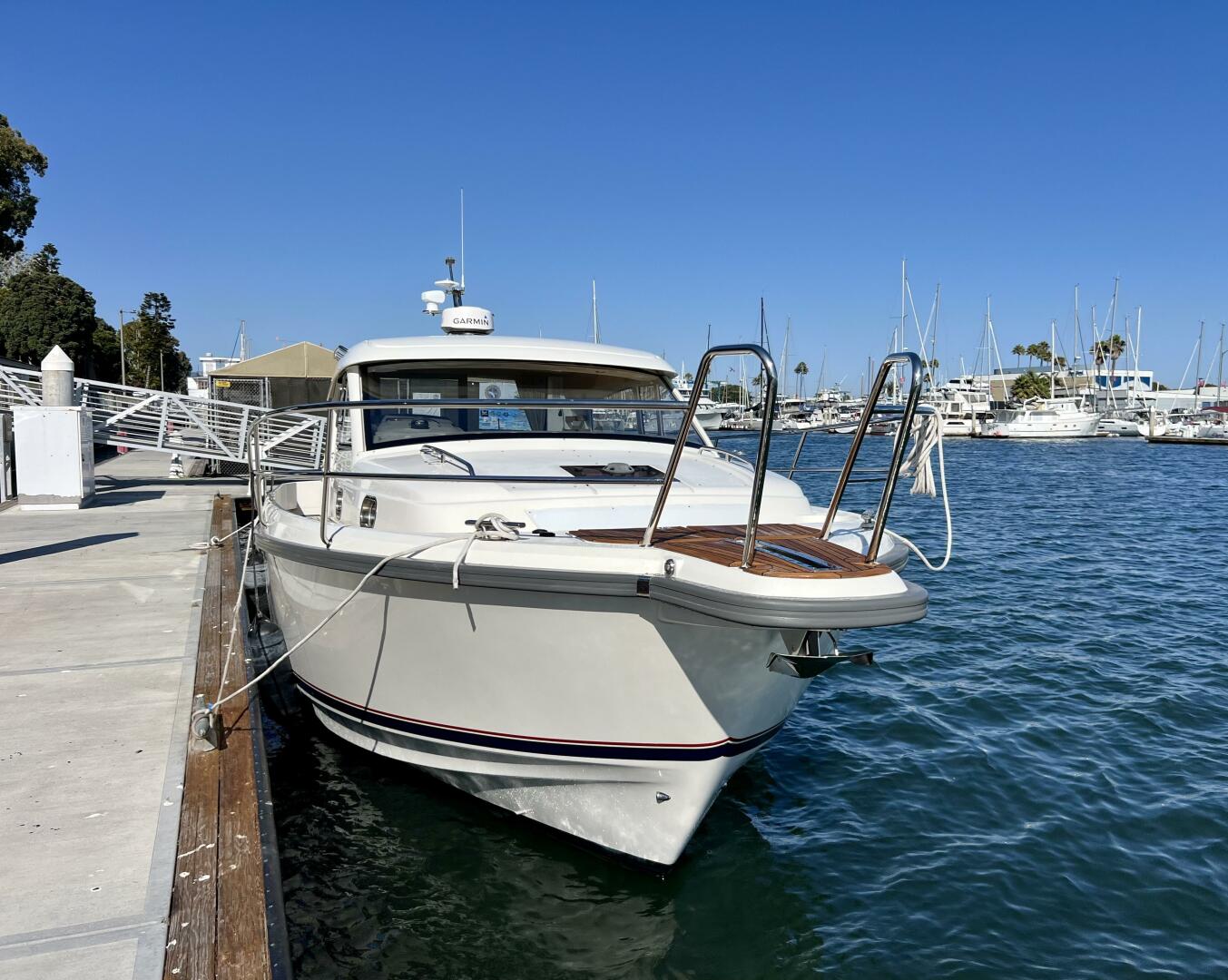 2018 Nimbus 365 Coupe - Image 4