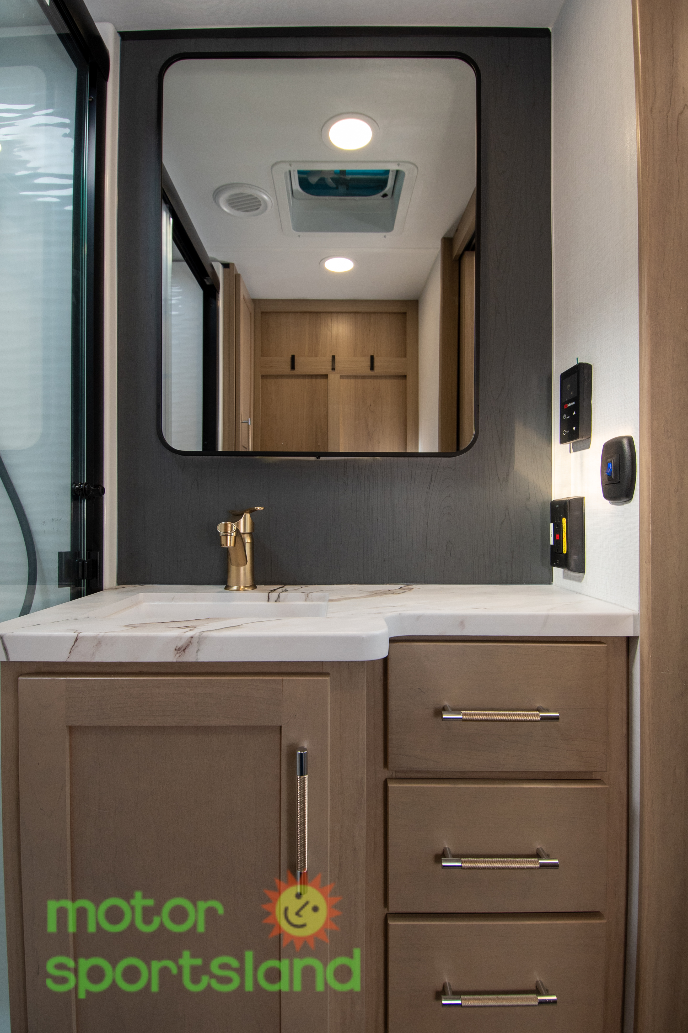 2026 Keystone Raptor 415 - Image 73