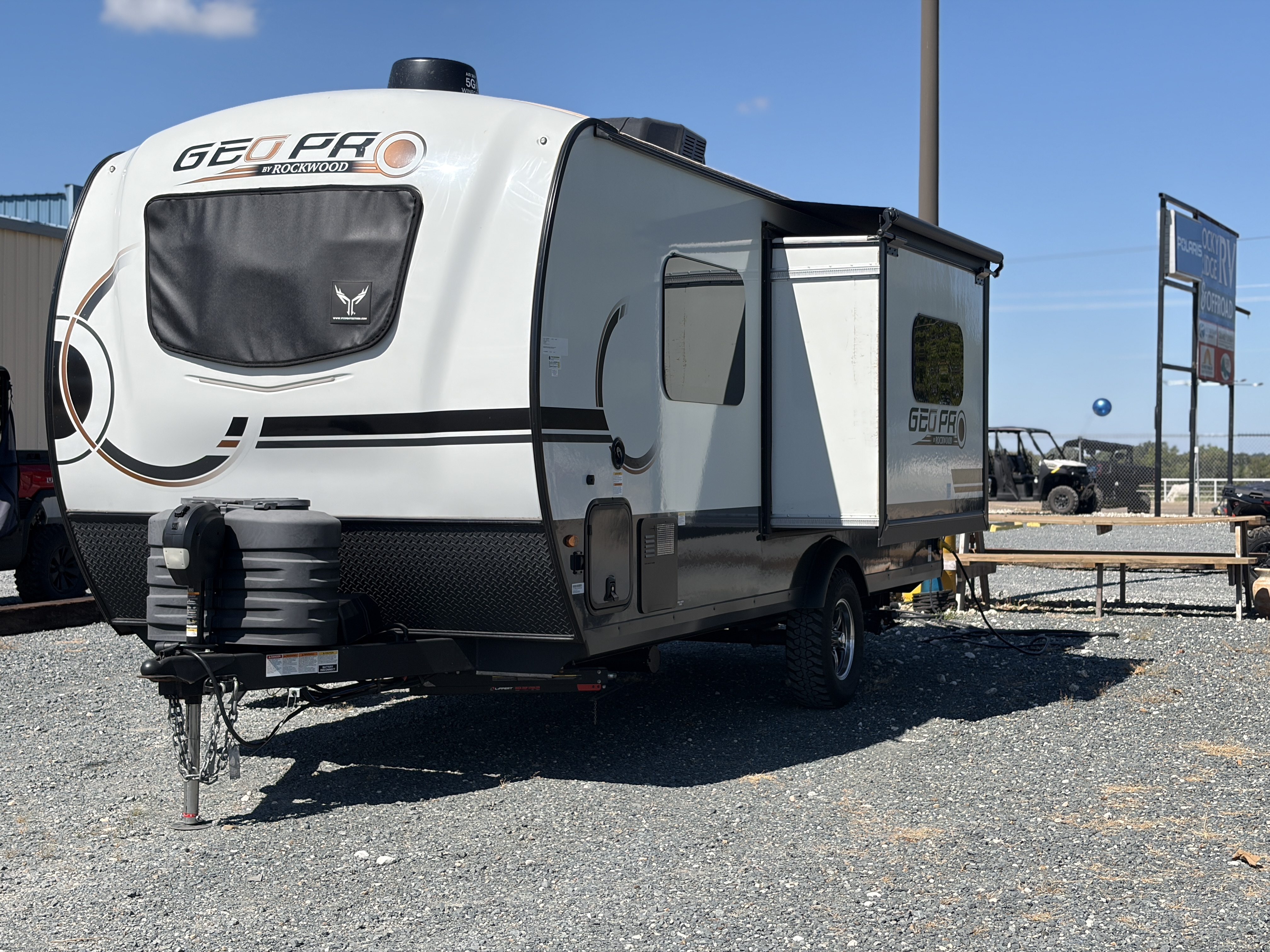 2025 Forest River Rockwood Geo Pro G20FBS - Image 3