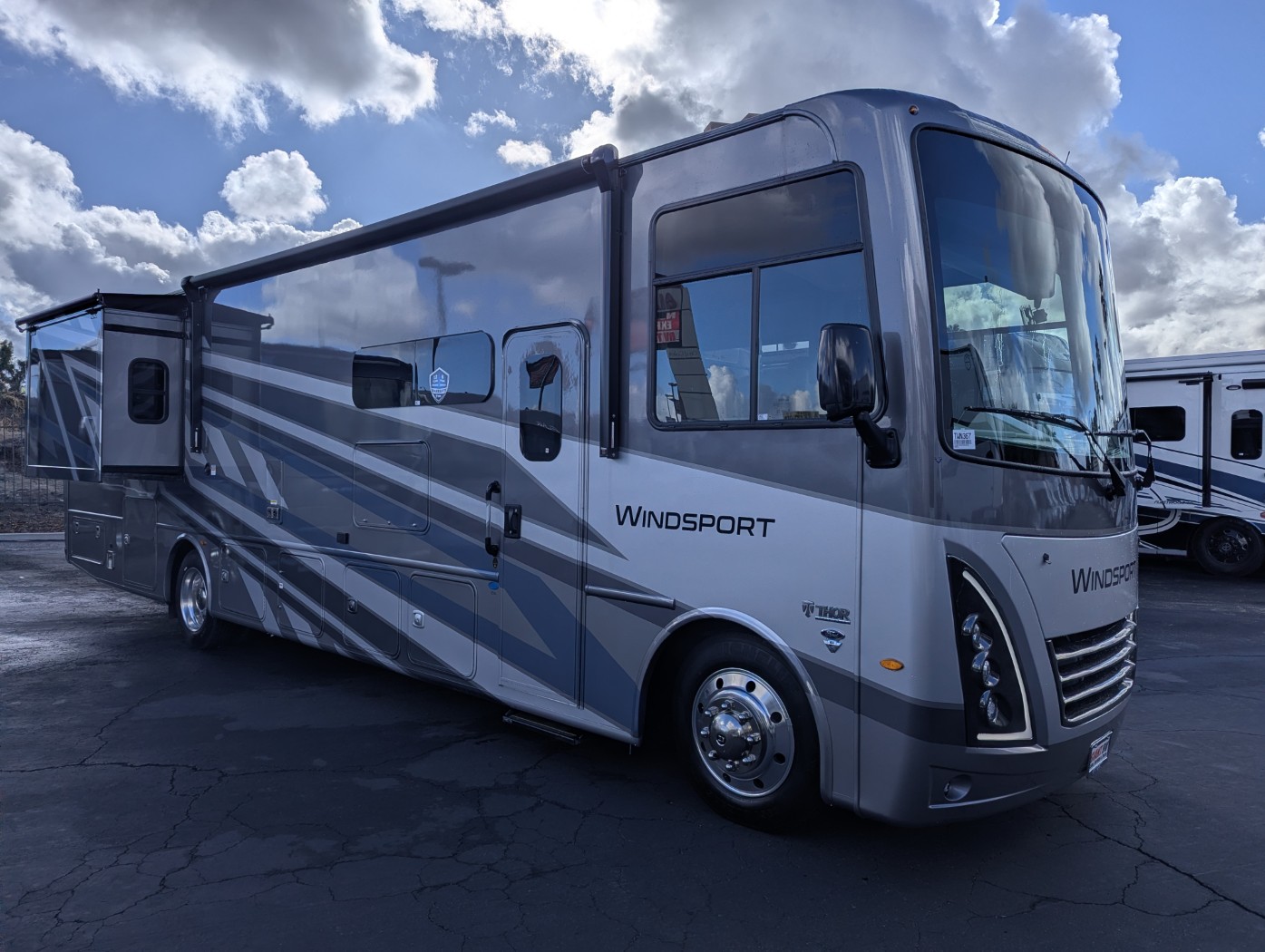 2026 Thor Motor Coach Windsport 35G - Image 1