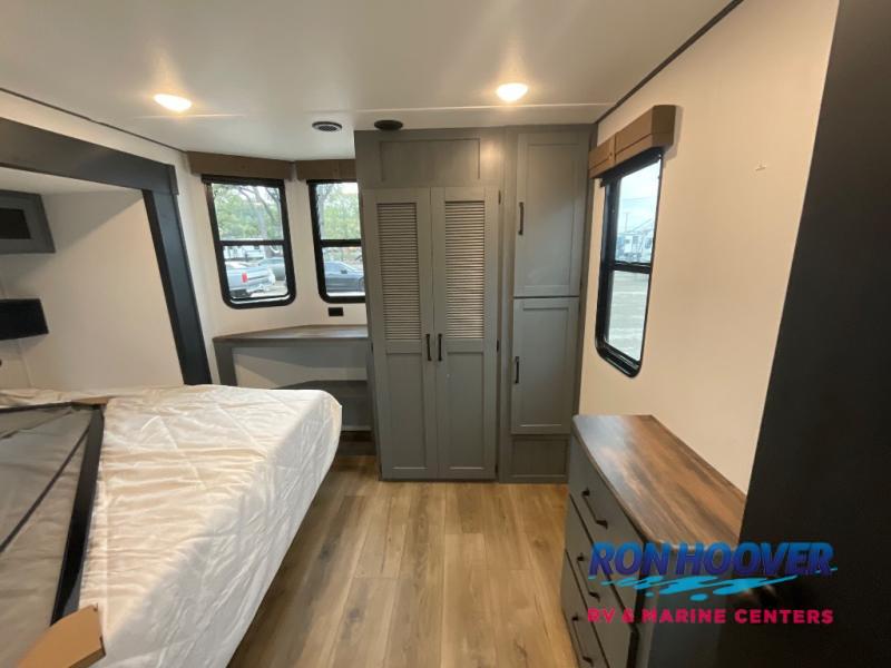 2026 PALOMINO PUMA 421LFT - Image 13