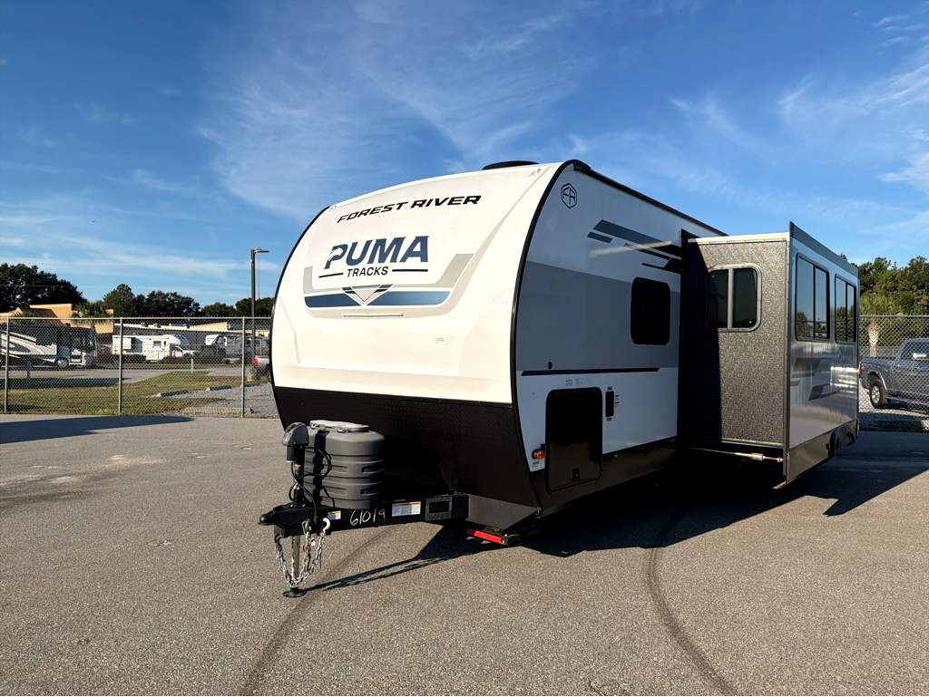 2026 FOREST RIVER PUMA 2580RBSS - Image 3