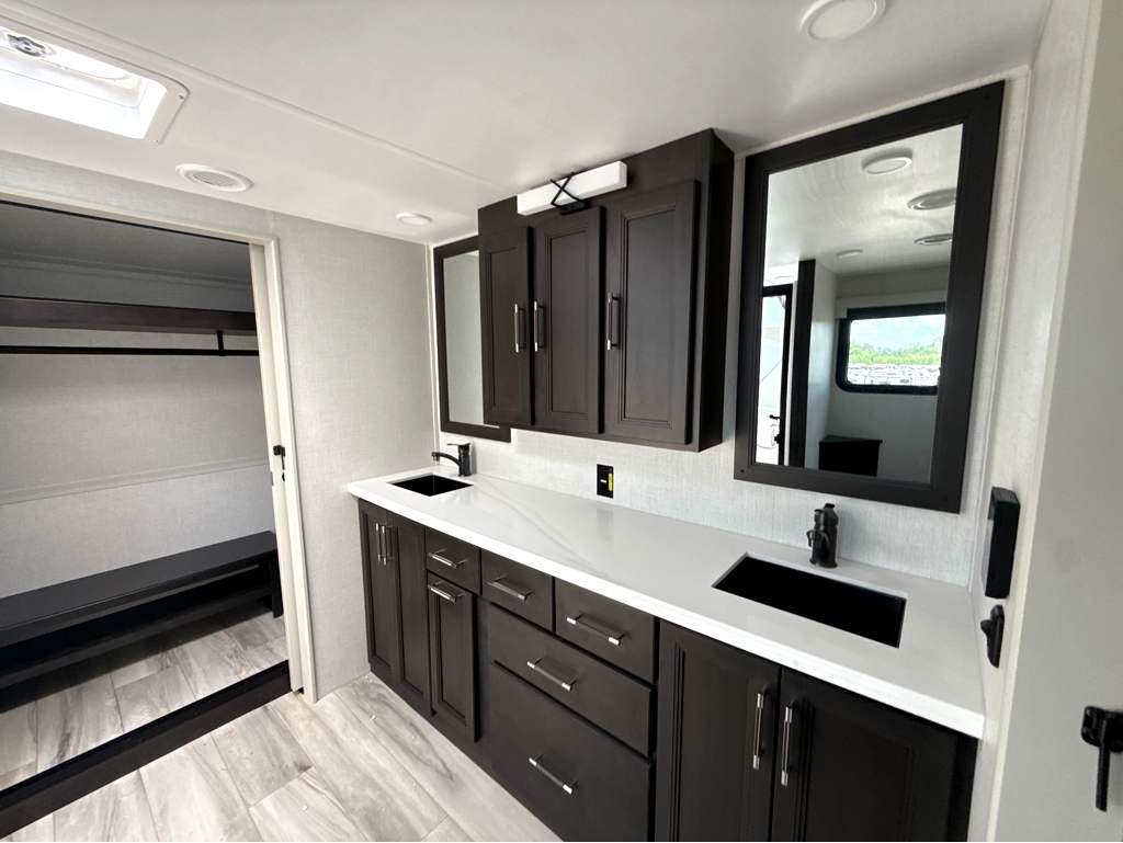2026 Keystone ALPINE 3910RK - Image 23