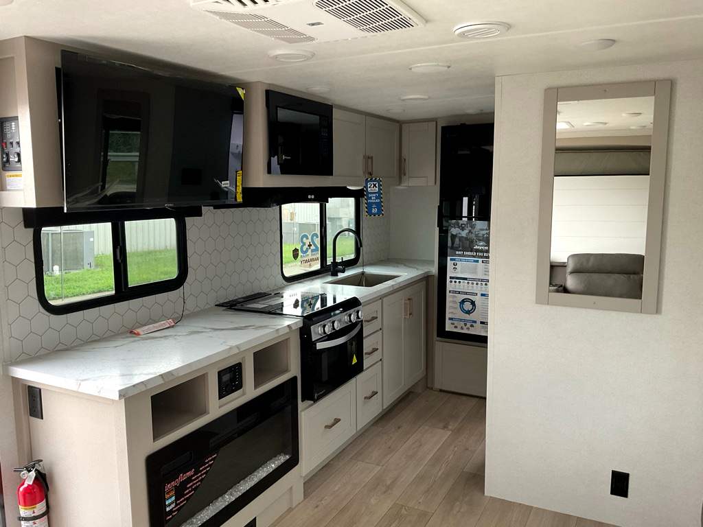 2027 JAYCO Jay Feather 19MRK - Image 6