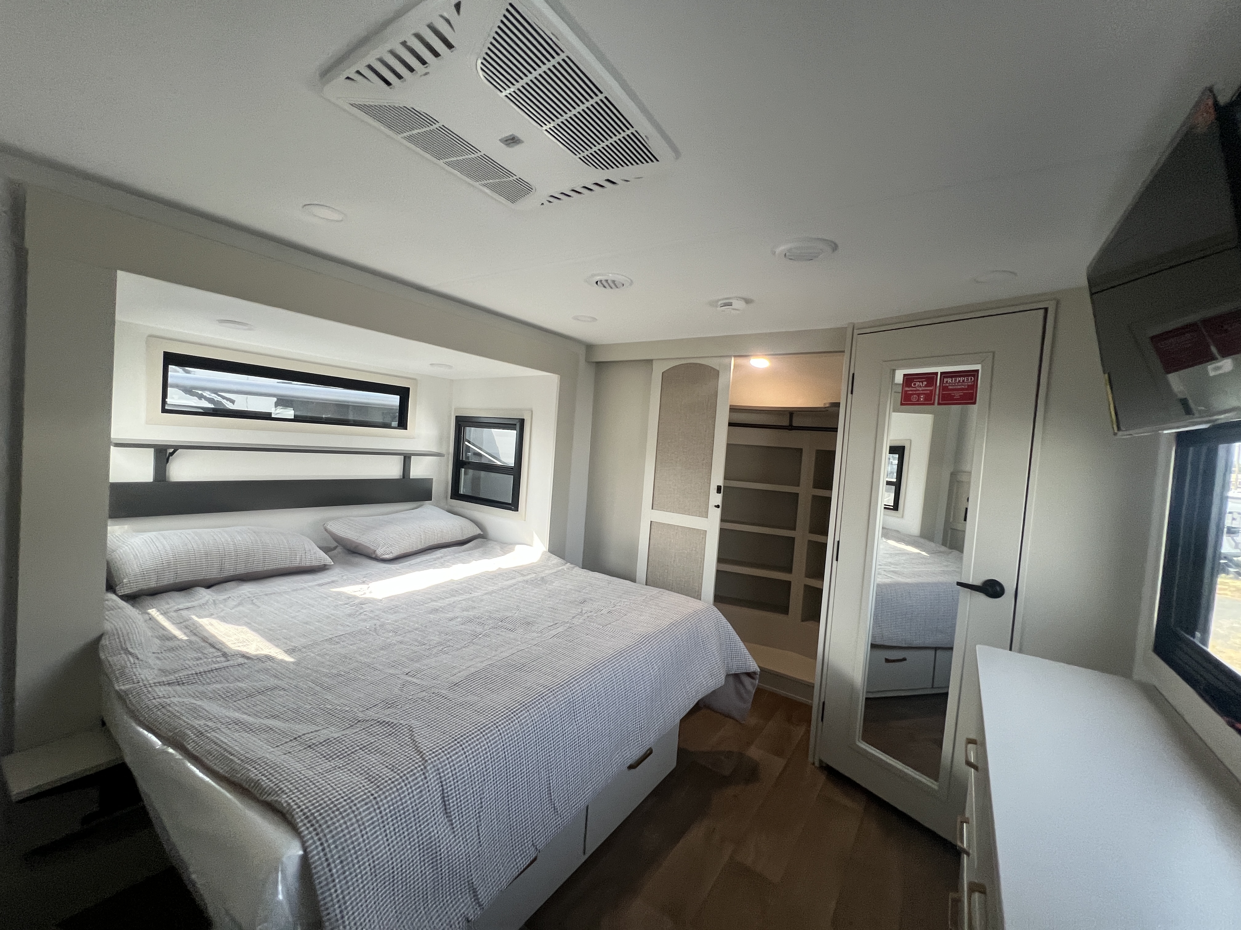 2027 Grand Design Solitude 390RK - Image 20