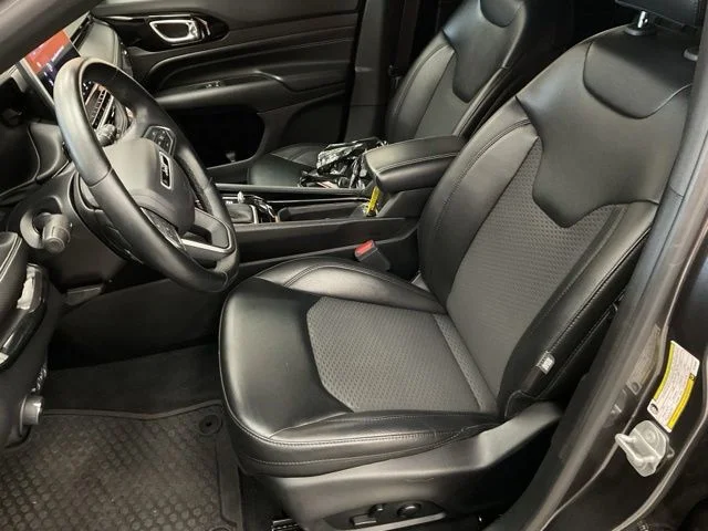 2022 Jeep Compass Utility 4D Altitude 4WD - Image 12