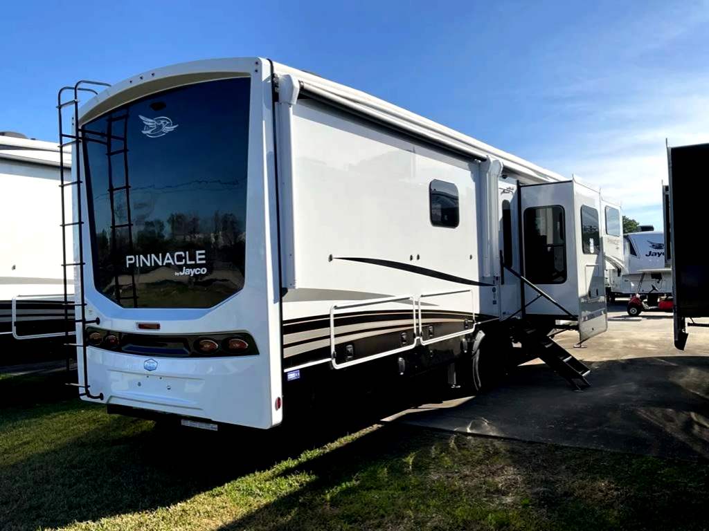 2026 JAYCO PINNACLE 39FLOK - Image 25