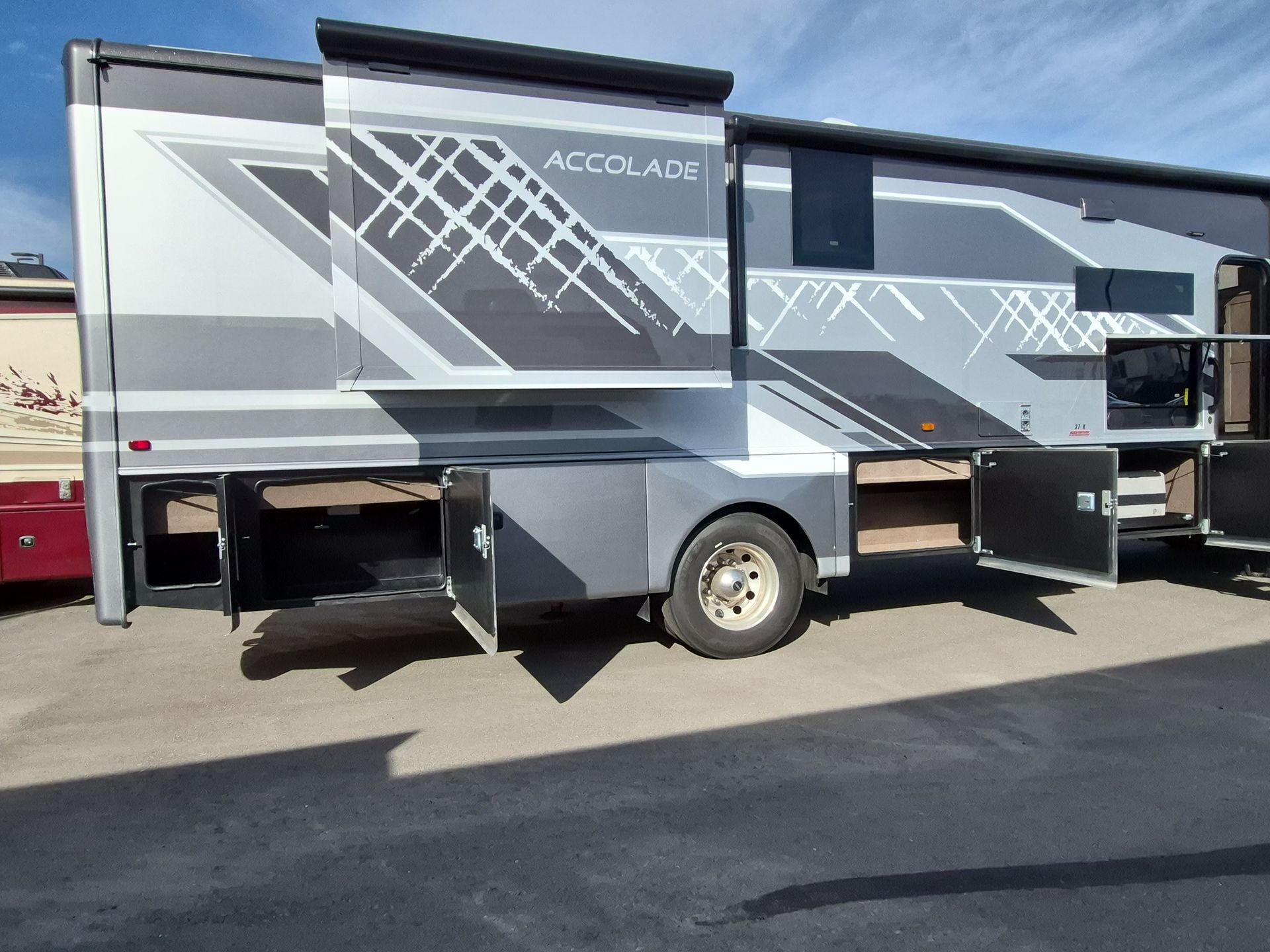2027 Entegra Coach Accolade 37K - Image 14