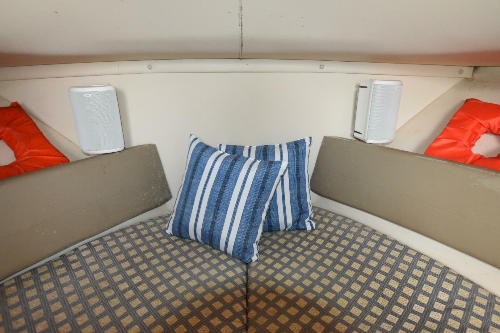 2005 Pursuit 3070 Offshore Express - Image 22