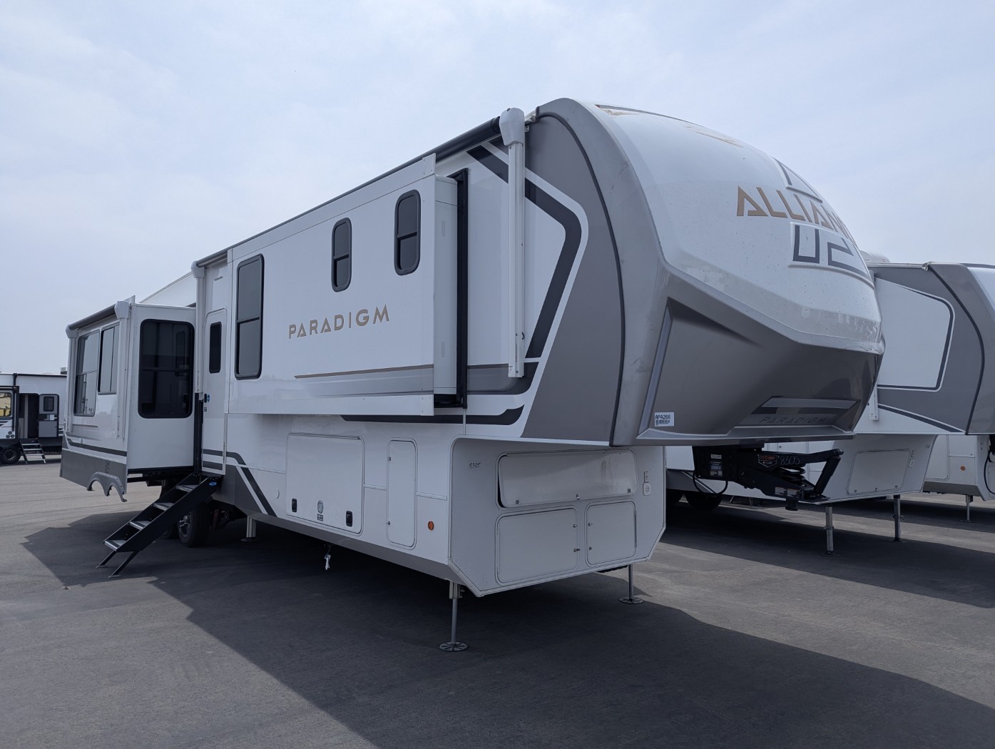 2026 Alliance RV Paradigm 382RK - Image 1