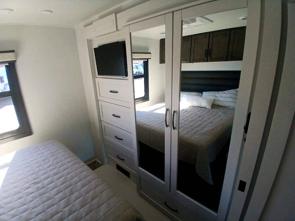 2026 ENTEGRA COACH VISION 29S - Image 29