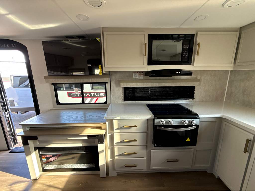 2027 VENTURE RV STRATUS 271VRK - Image 12