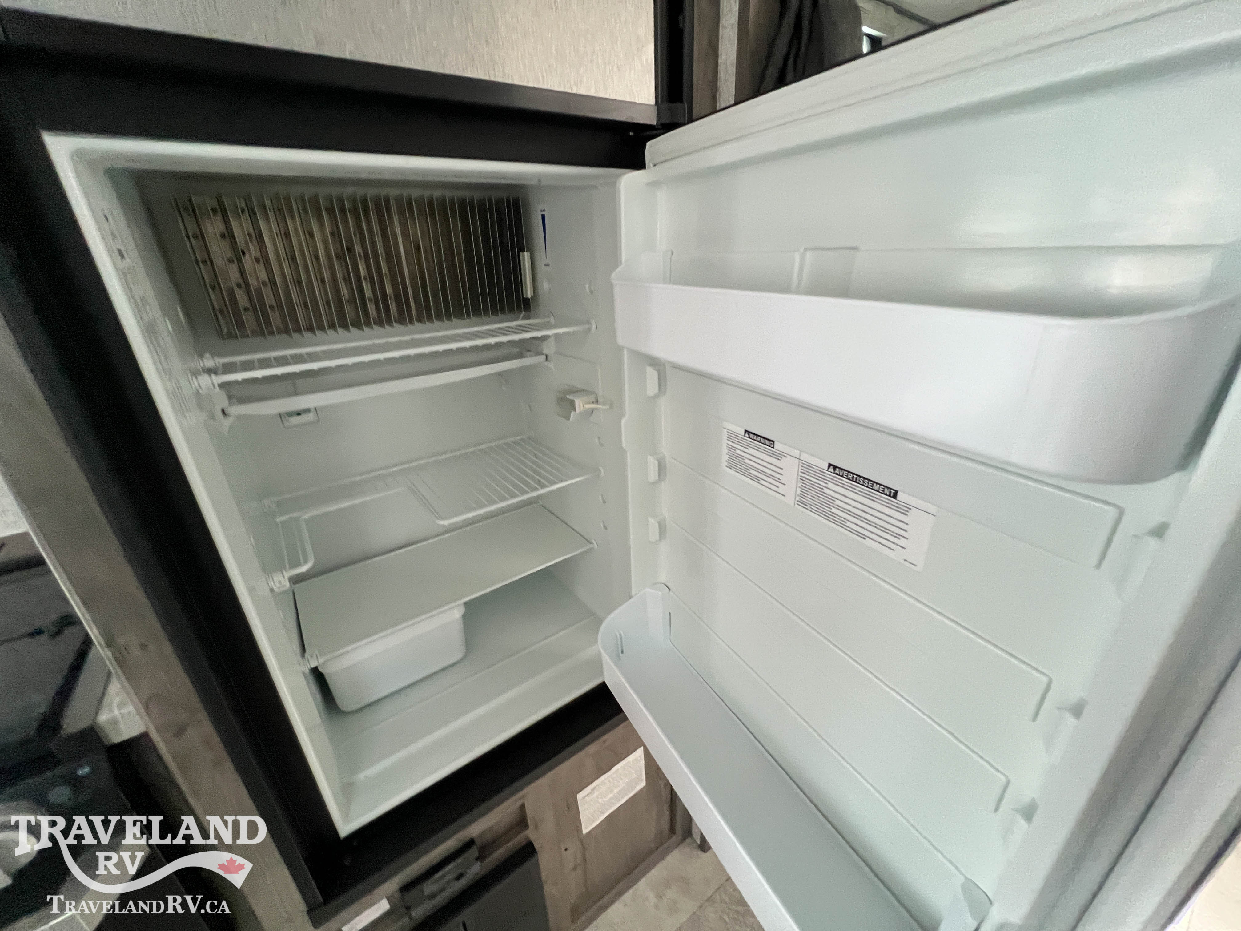 2020 COACHMEN APEX NANO 245BHS - Image 21