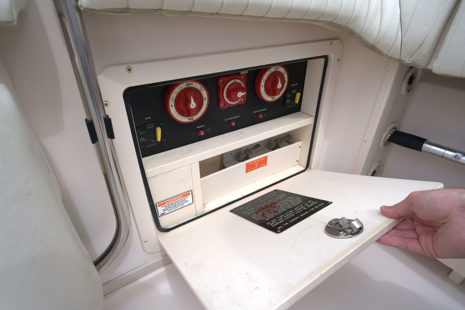 2007 Grady-White Express 330 - Image 8