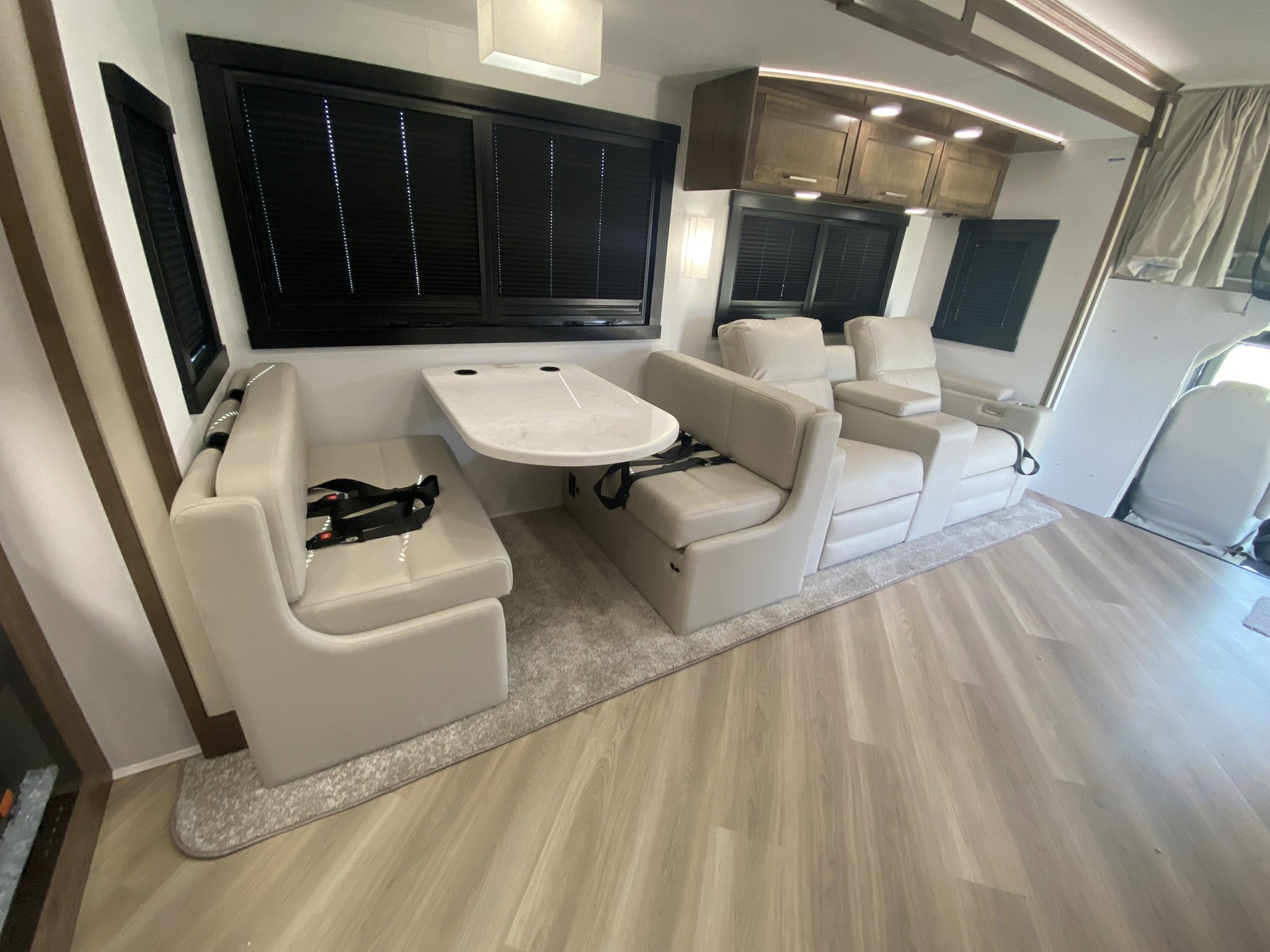 2026 JAYCO SENECA 37M - Image 18