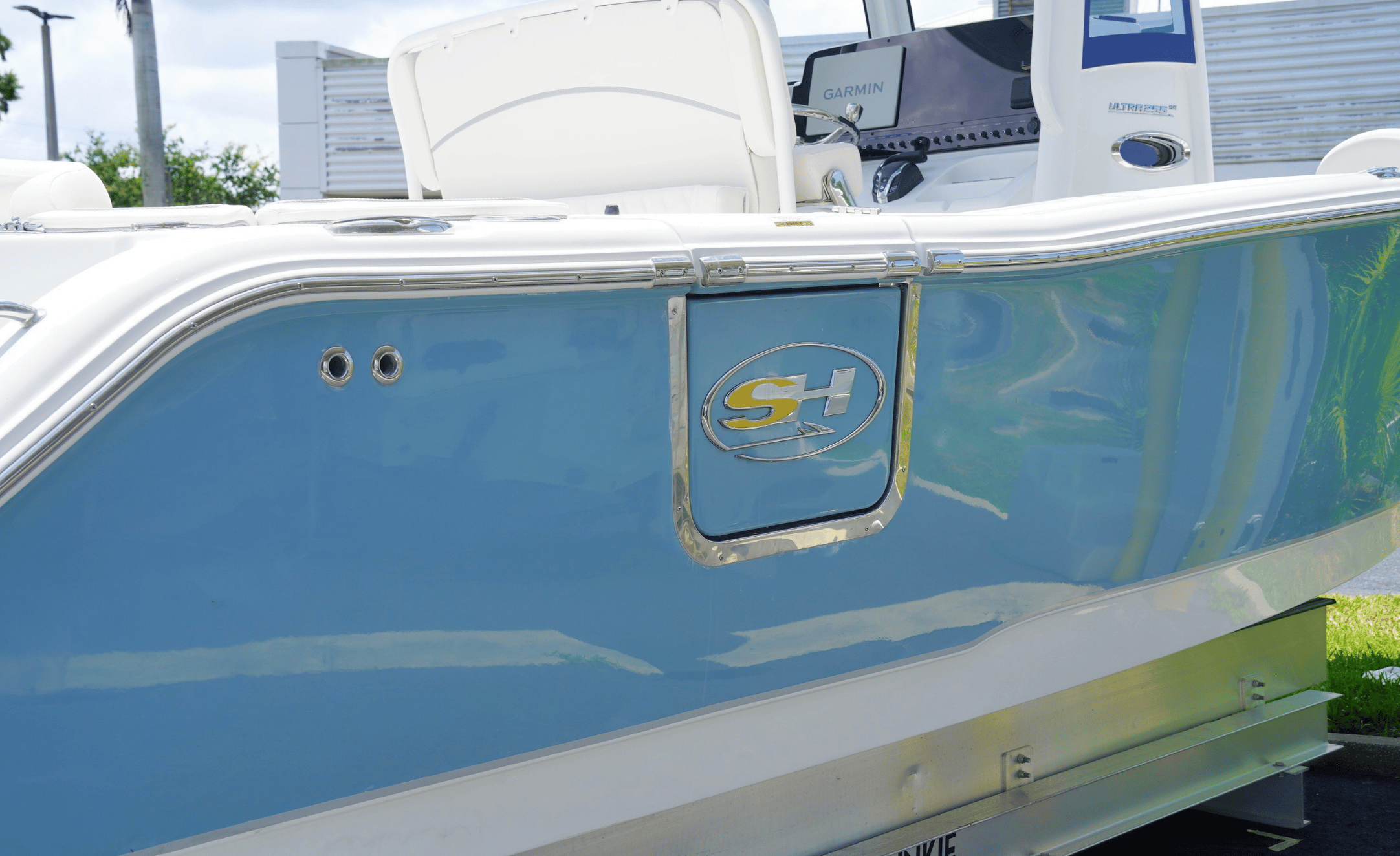 2027 SEA HUNT ULTRA 255SE - Image 6
