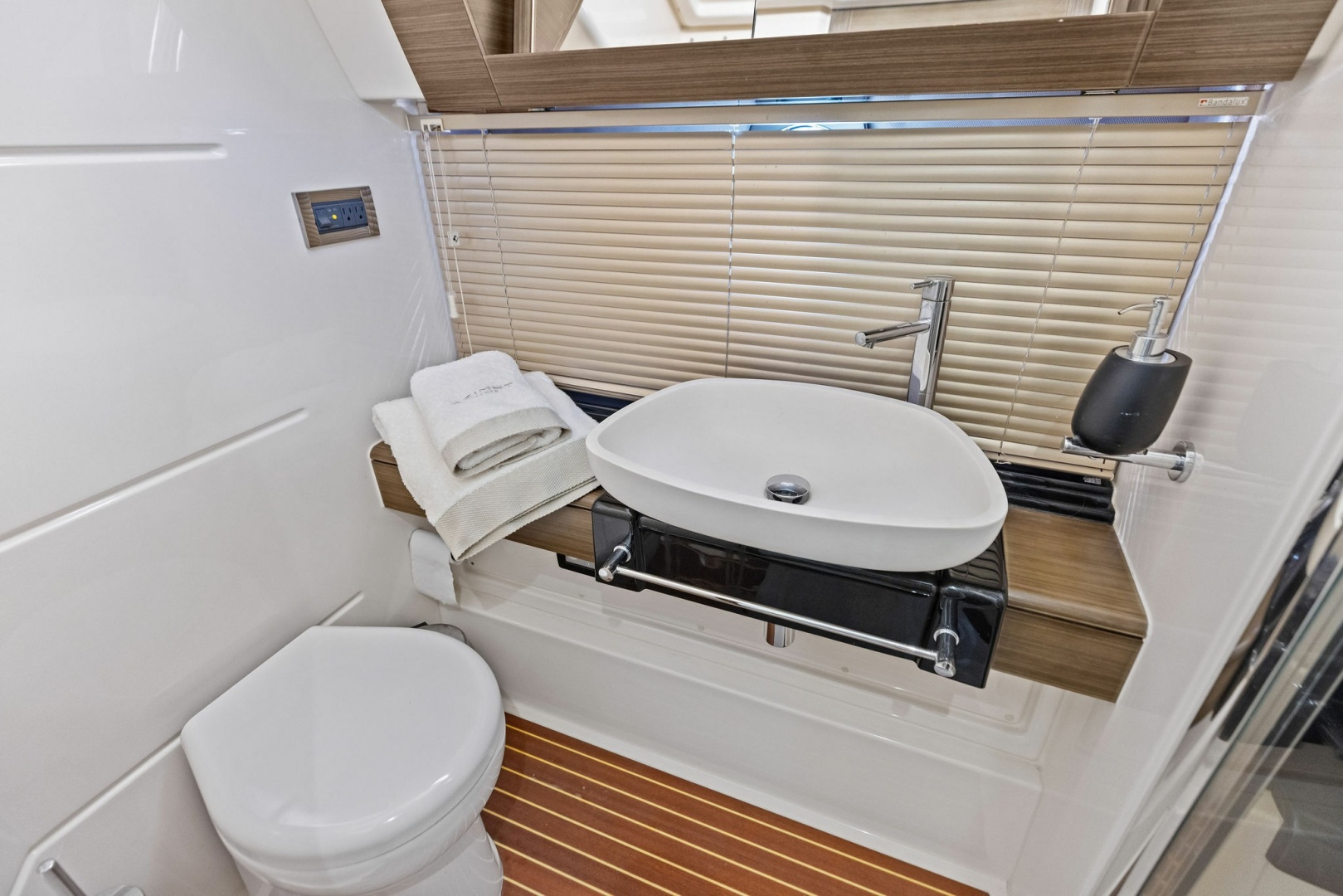 2015 Azimut 55S - Image 73