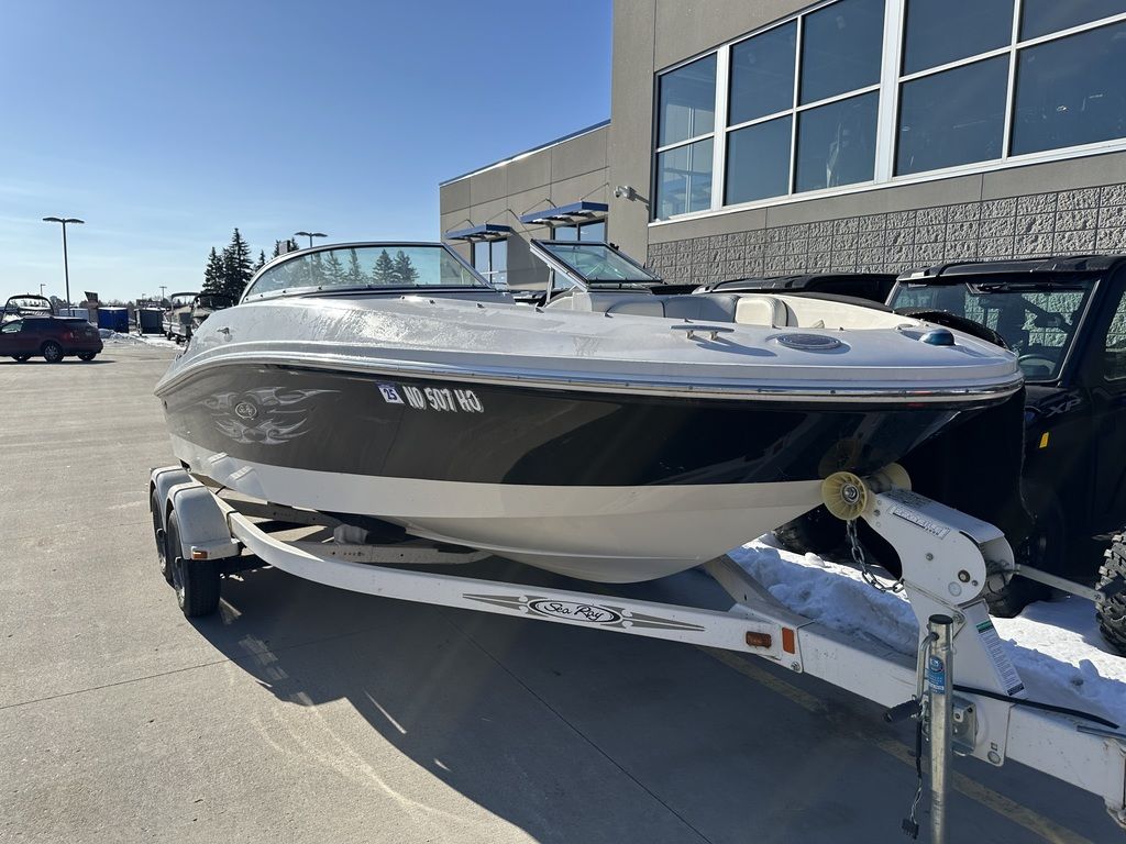 2008 SEA RAY 195BR Sport - Image 3