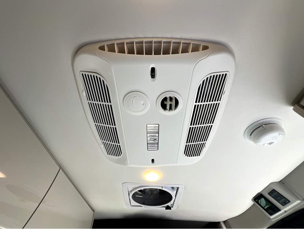 2026 THOR MOTOR COACH RIZE 18M - Image 21