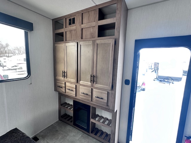 2025 CHEROKEE TIMBERWOLF 39HBA - Image 7