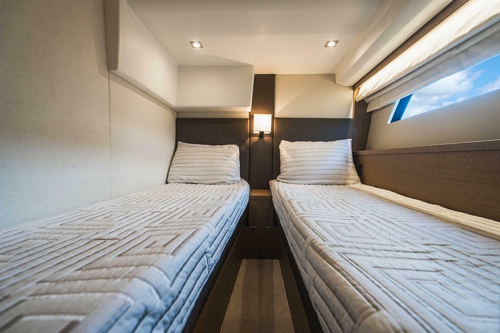 2018 Prestige 500S - Image 56