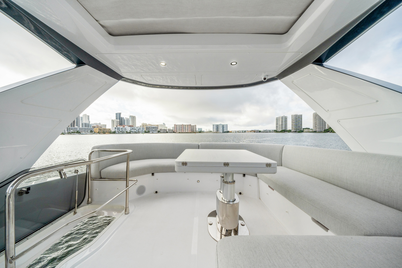 2023 Azimut 53 FLY Base - Image 47