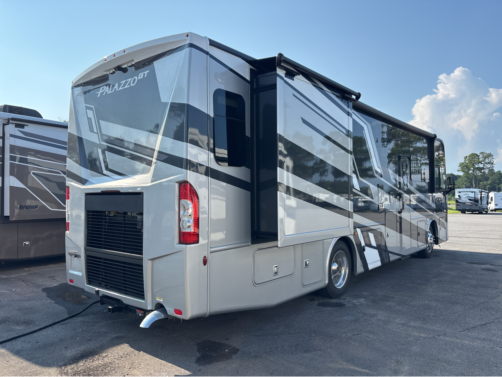2026 THOR MOTOR COACH PALAZZO 33.6 - Image 6