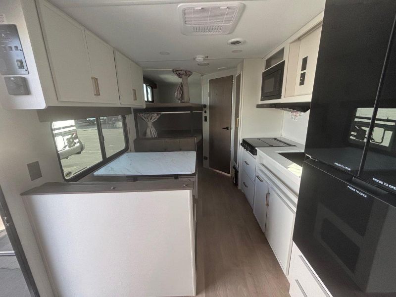 2026 Grand Design Transcend XPLOR 19BHX - Image 5