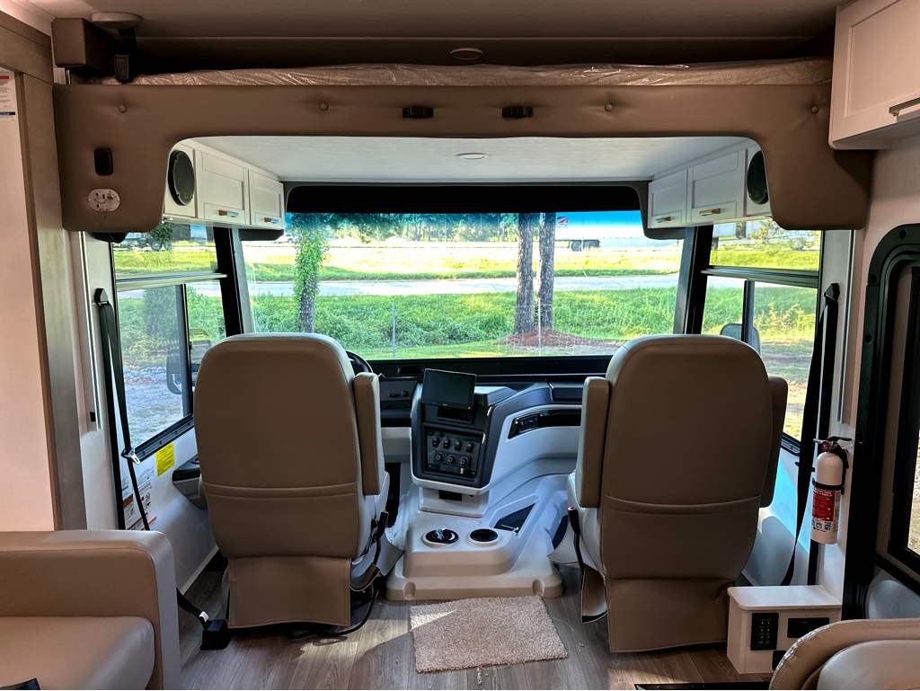 2027 ENTEGRA COACH VISION XL 36C - Image 24