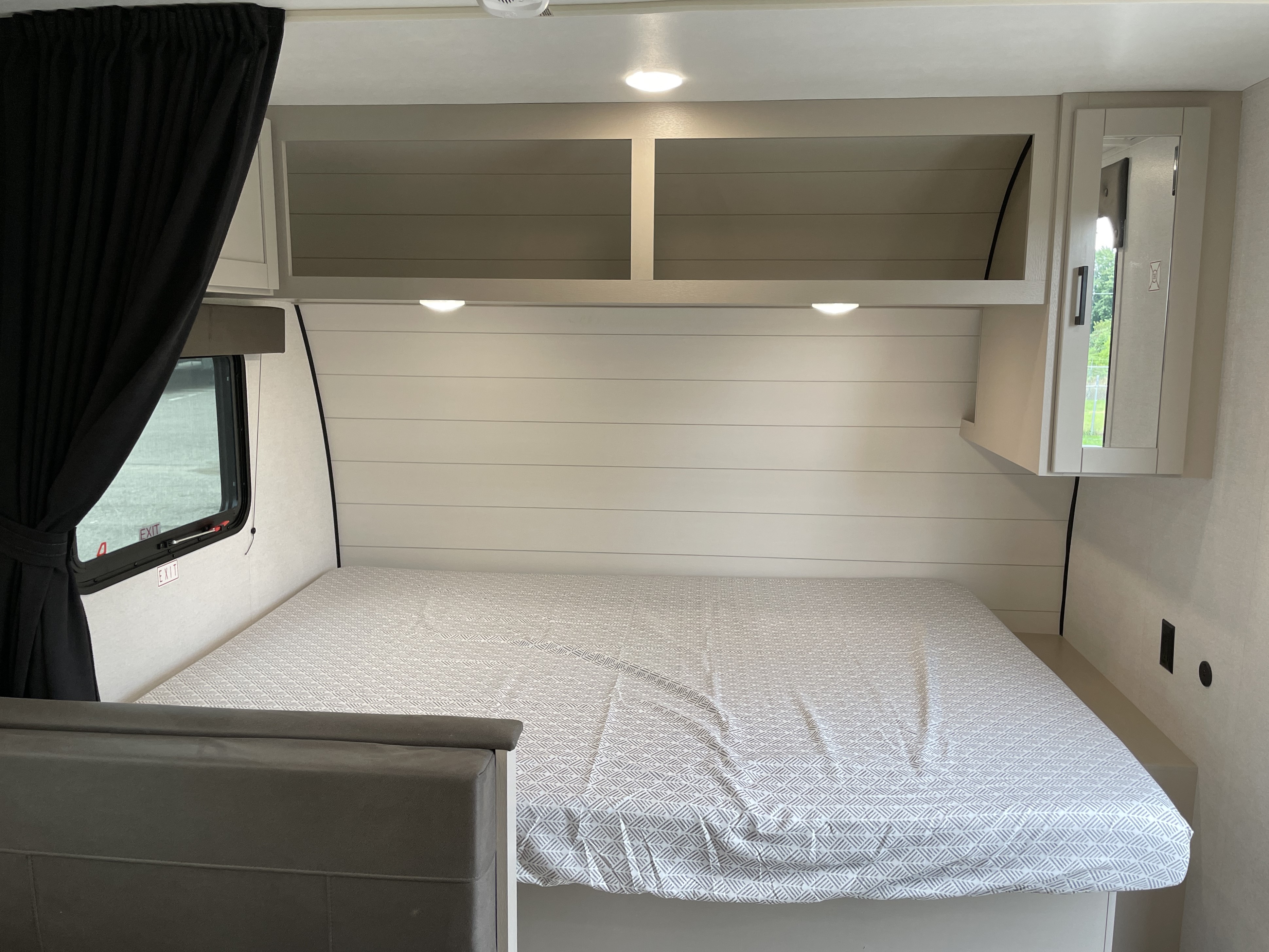 2027 Jayco Jay Flight 175BH - Image 18