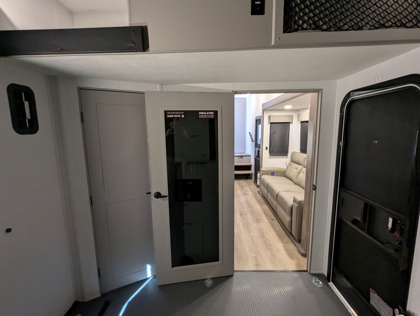 2026 Alliance RV Valor 32A10 - Image 25