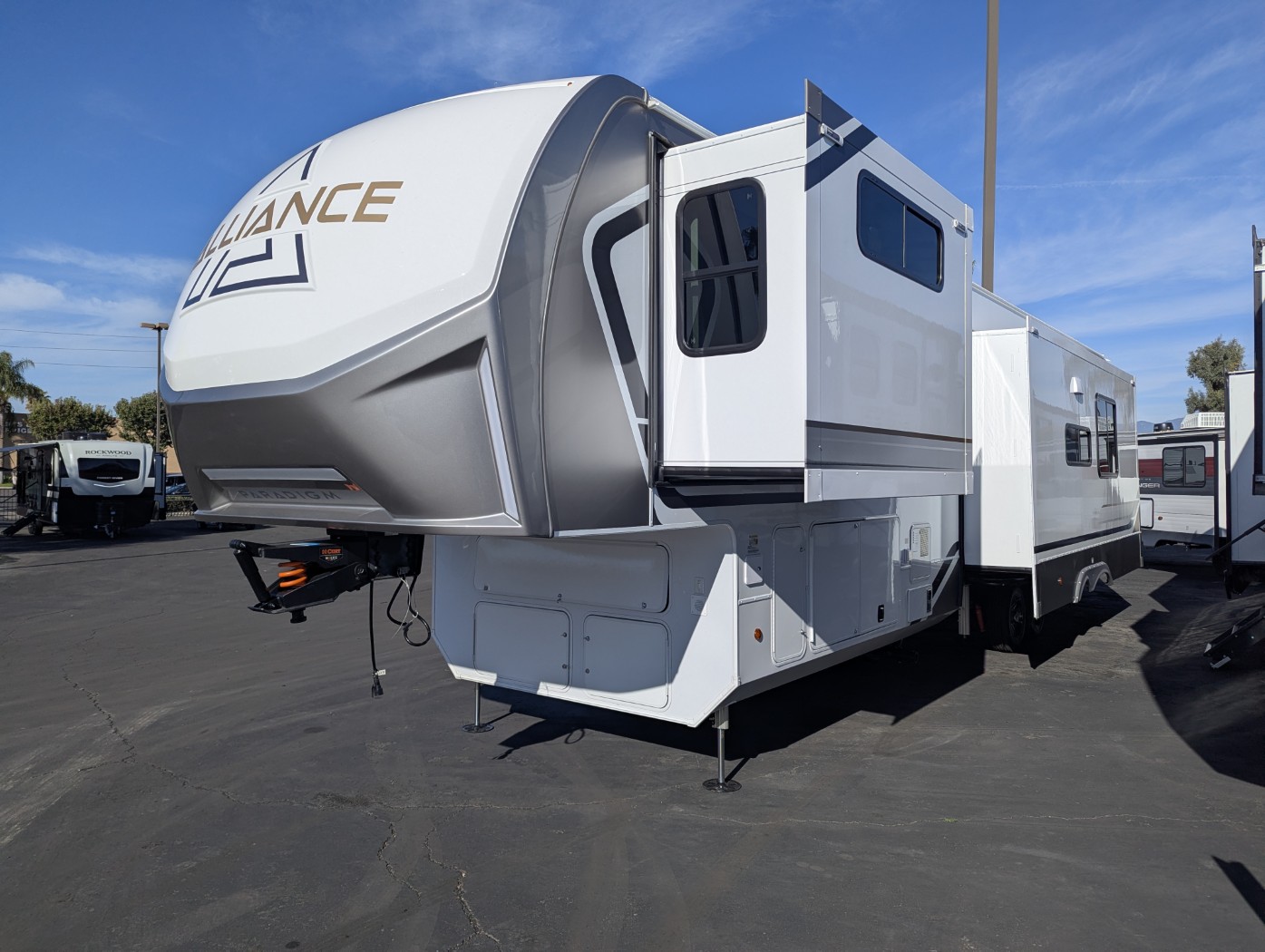 2026 Alliance RV Paradigm 388SP - Image 3