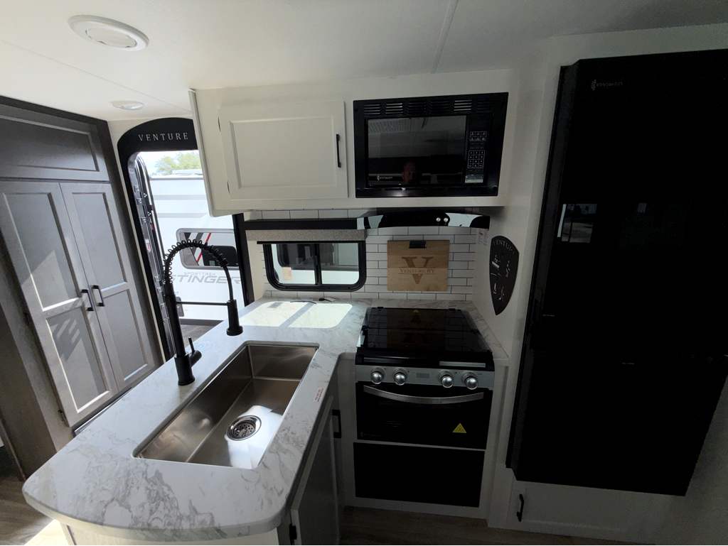 2026 VENTURE RV STRATUS 291VQB - Image 17