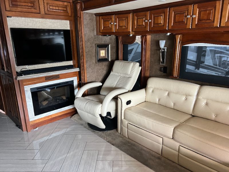 2014 Tiffin Allegro Bus 37 AP - Image 22
