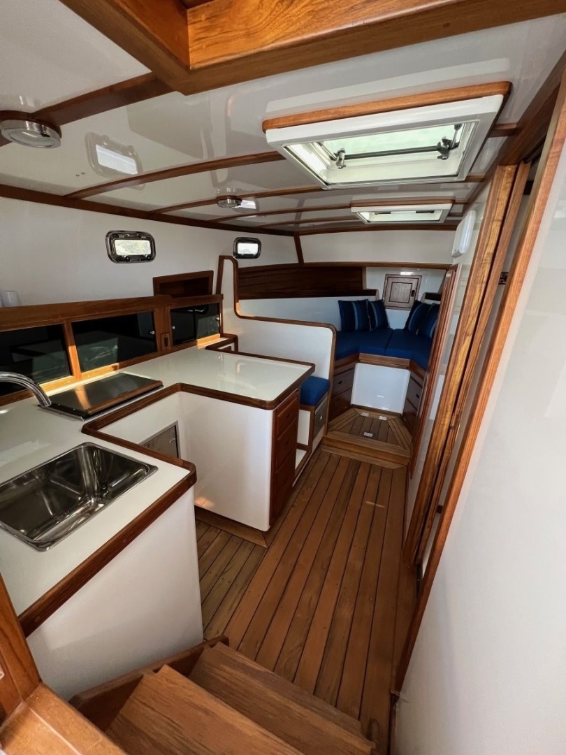 2022 Ellis 36 Express Cruiser - Image 22