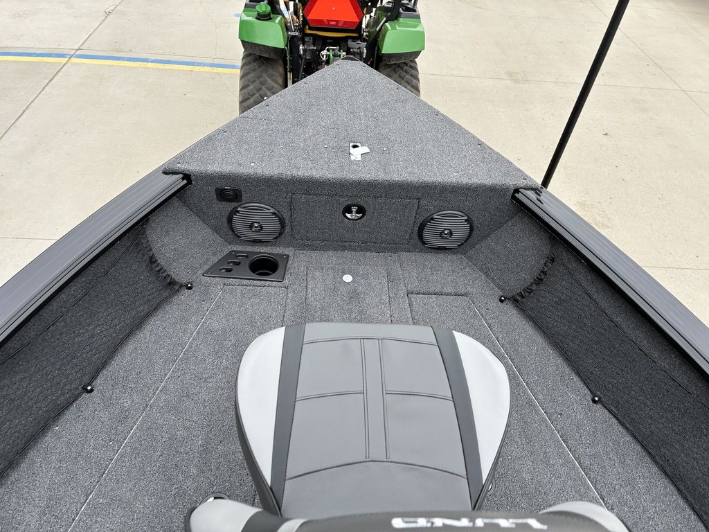 2026 Lund 2075 Impact XS Sport - Image 30