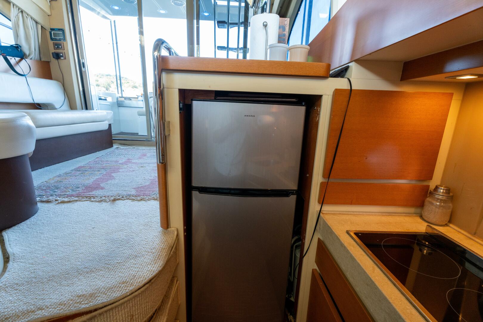 2013 Azimut 40 Flybridge - Image 18