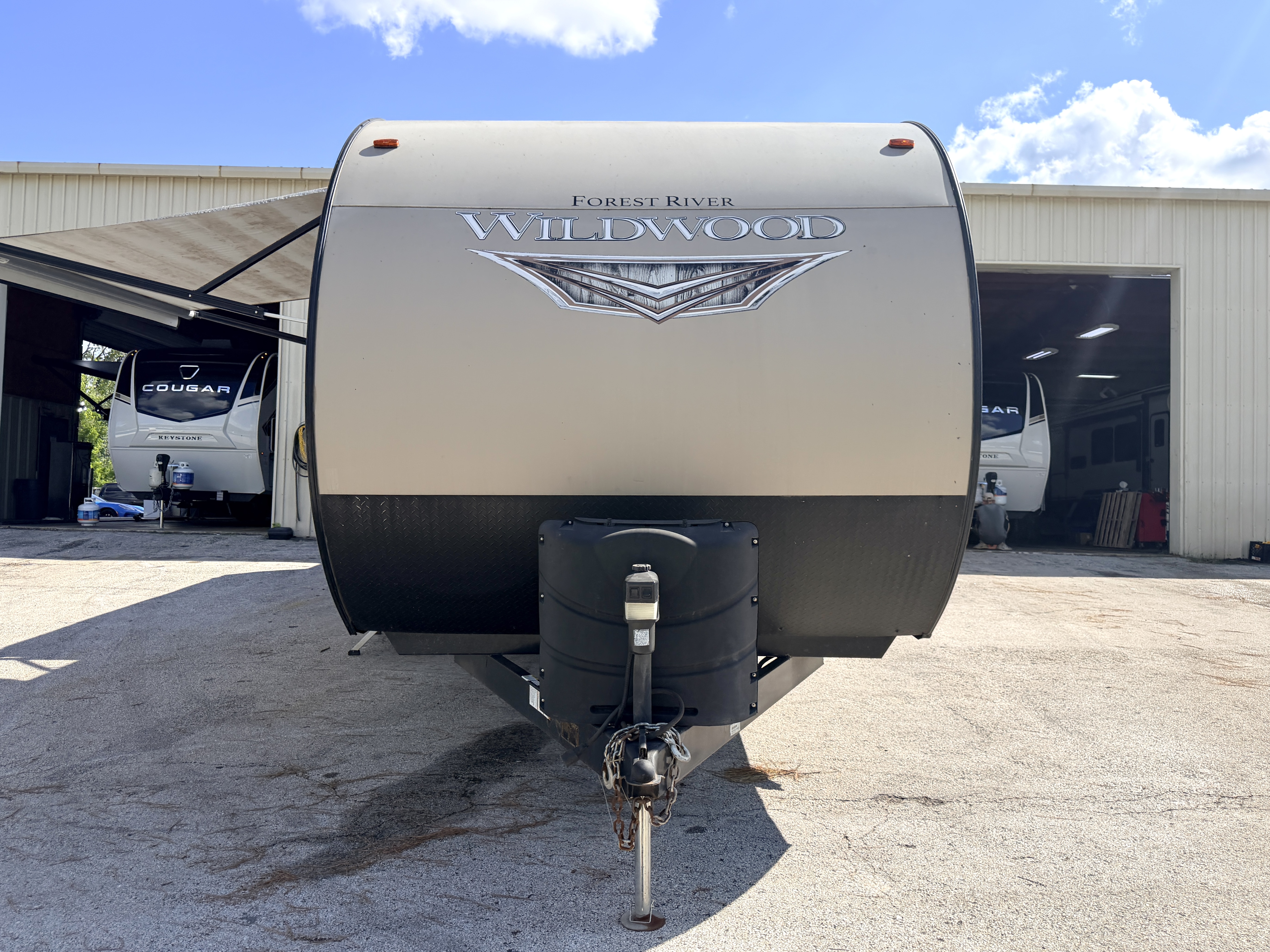 2019 Forest River Wildwood 27RE - Image 2