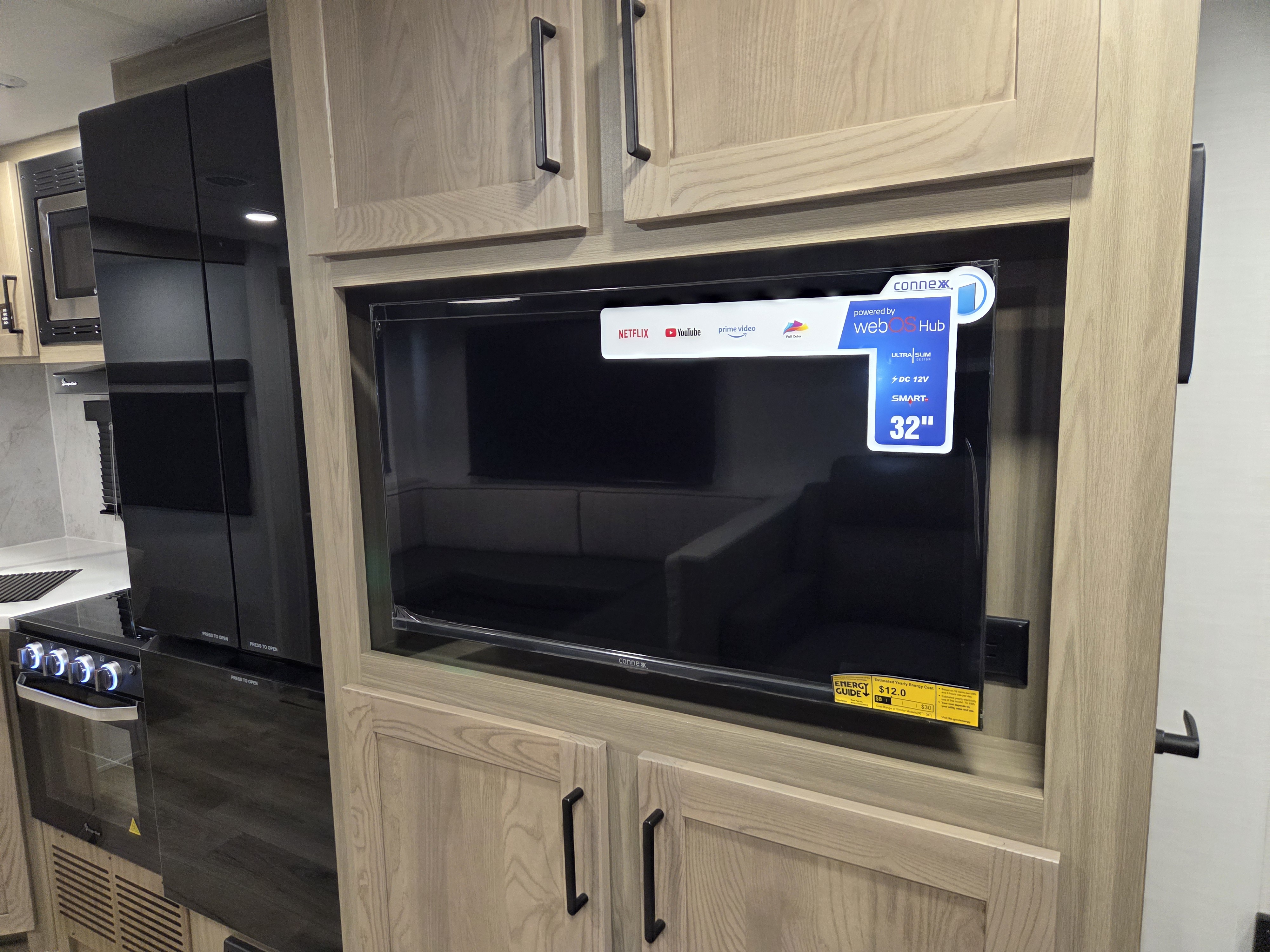 2027 Forest River Rockwood Ultra Lite 2706BH - Image 9