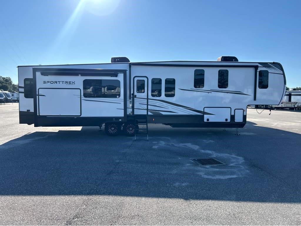 2026 VENTURE RV SPORTTREK 363VFR - Image 7