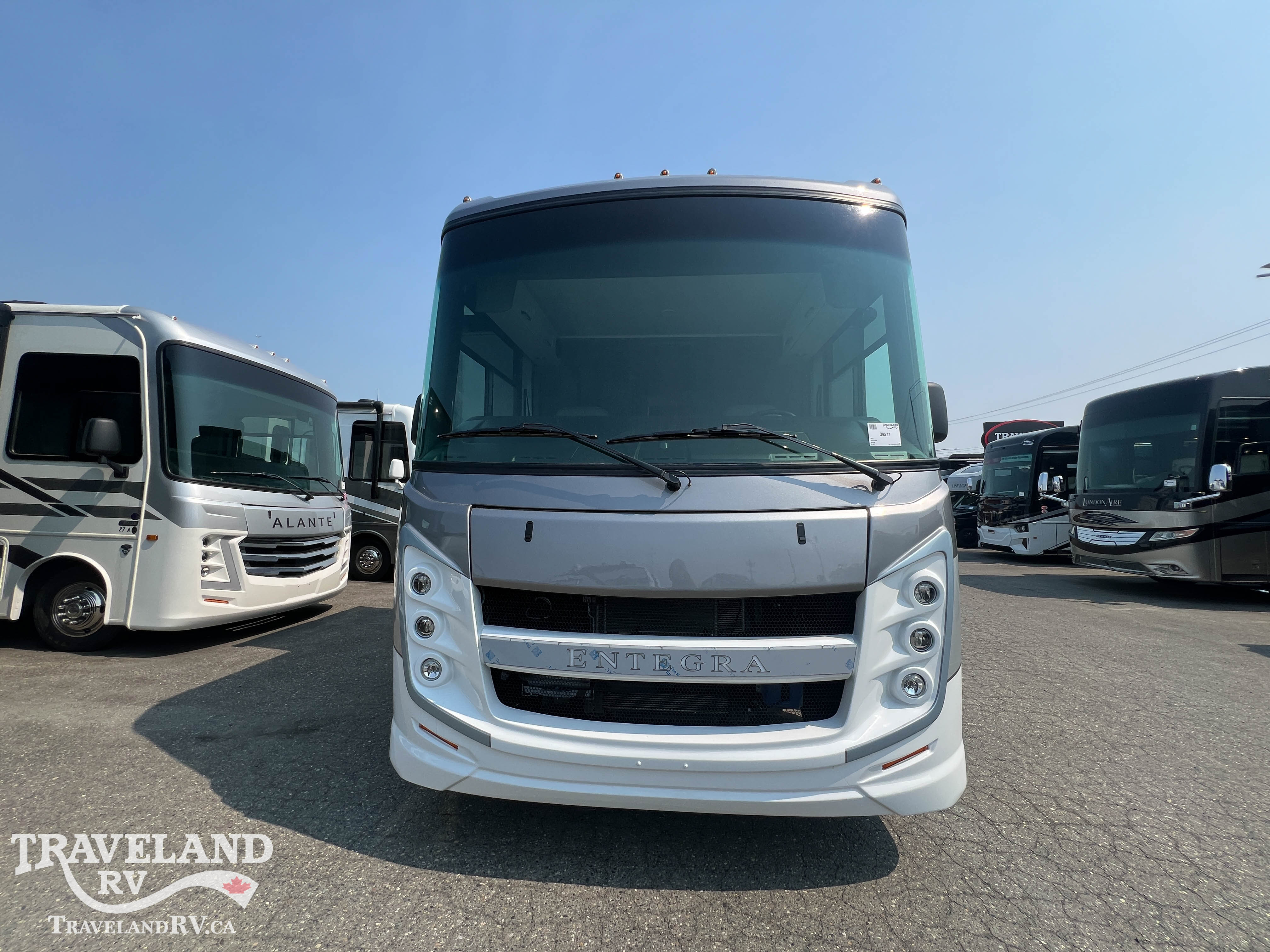 2027 Entegra Coach Vision XL 31UL - Image 4