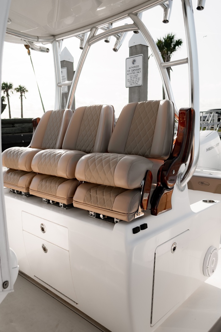 2020 Valhalla Boatworks V37 - Image 18
