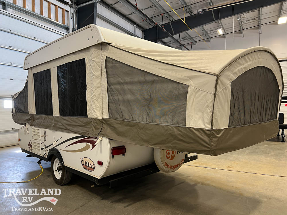 2013 Coachmen Viking Epic 2108 ST - Image 6