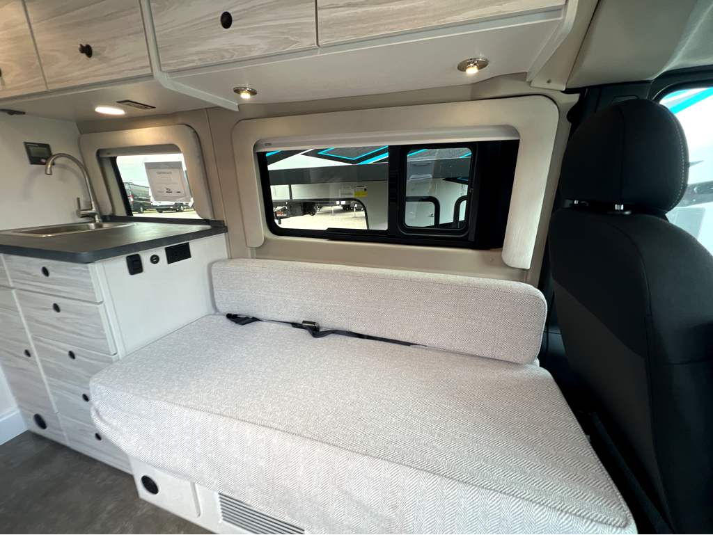 2026 JAYCO COMET 18C - Image 6