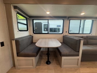 2027 Jayco Jay Flight SLX 261BHS - Image 25