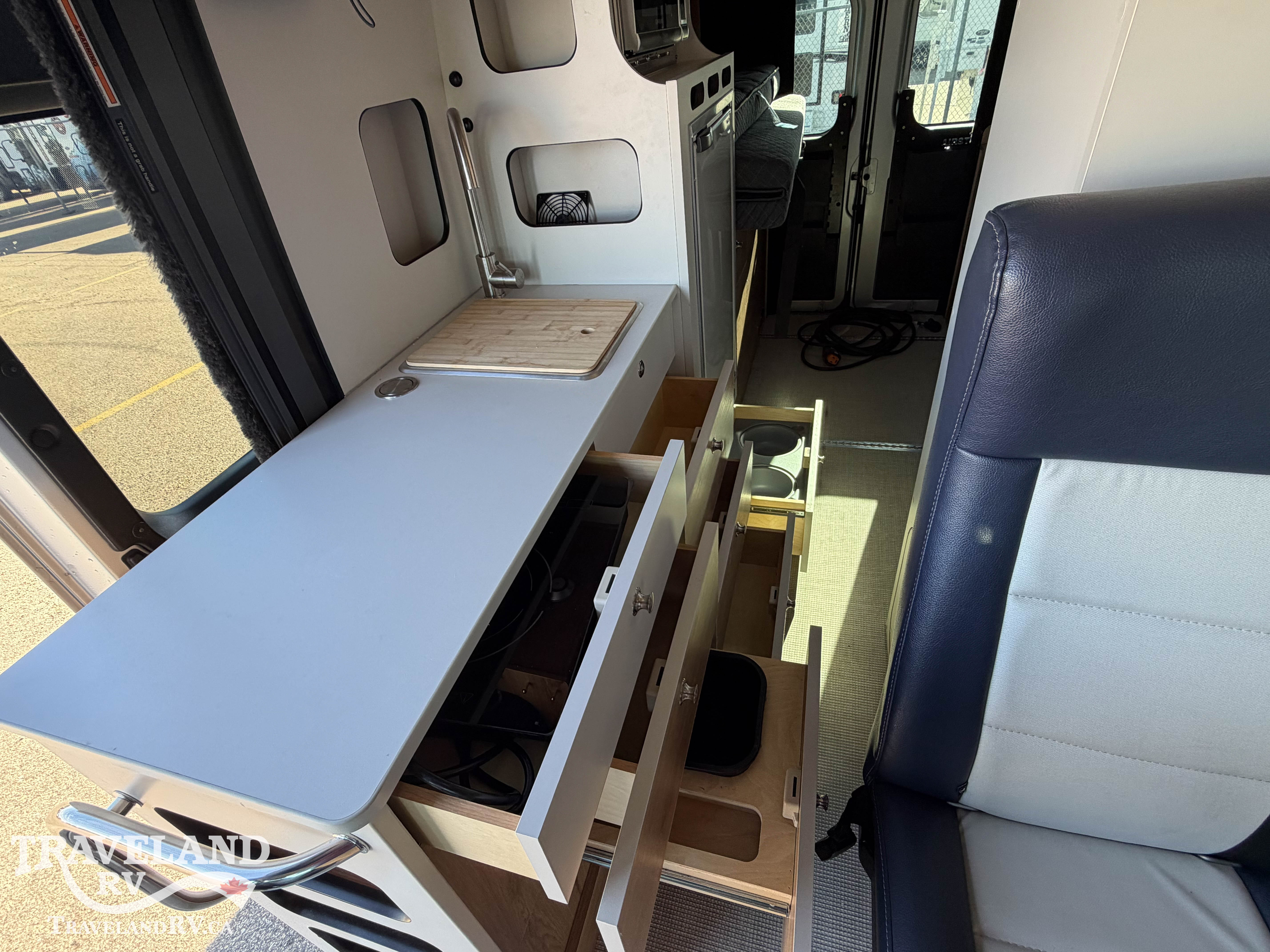 2023 Airstream Rangeline Base - Image 15