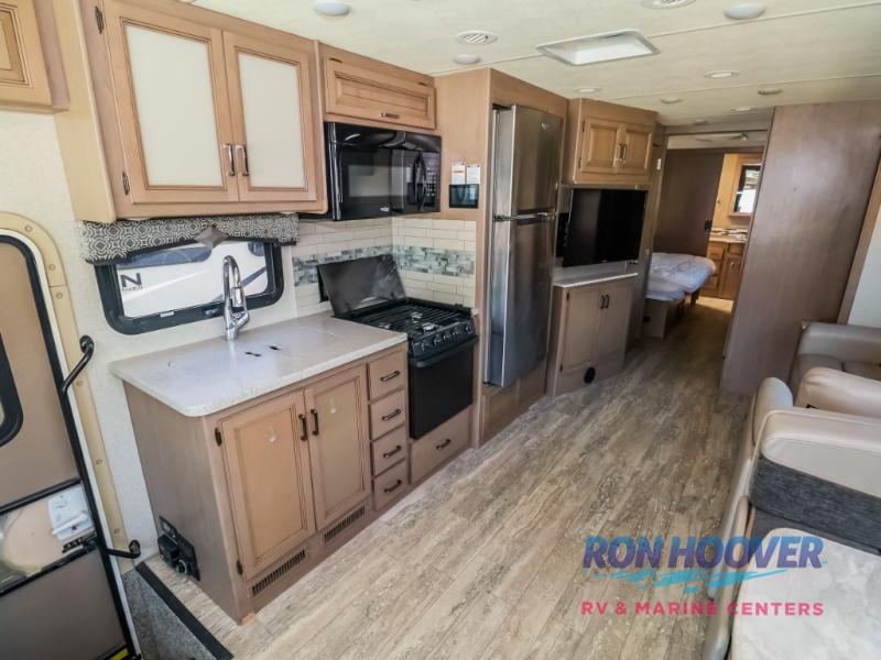 2020 THOR MOTOR COACH 35M - Image 12